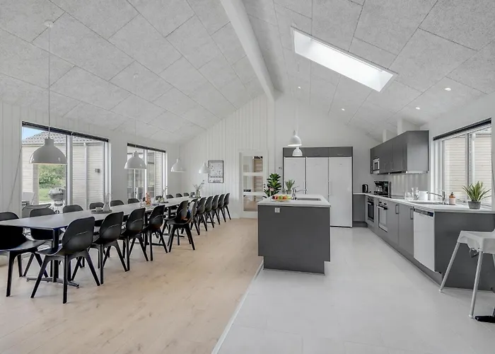 In With Sauna Nyaraló