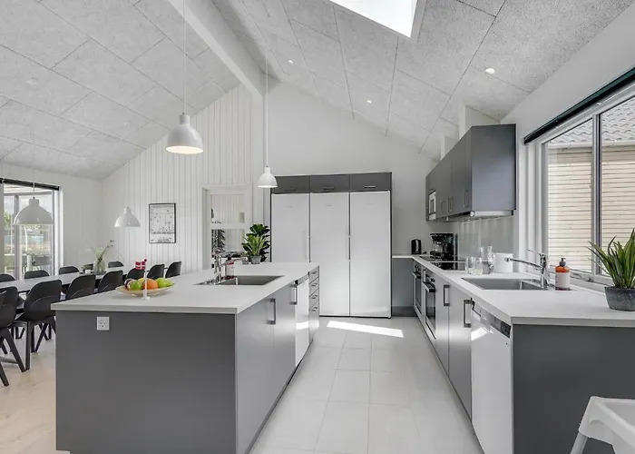 In With Sauna Nyaraló